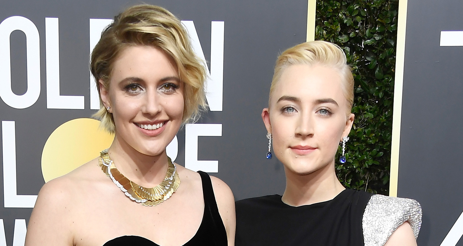 Saoirse Ronan & ‘Lady Bird’ Director Greta Gerwig Pose Together at