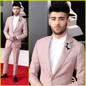 Zayn Malik Wears White Rose On His Pink Suit For Grammys 2018