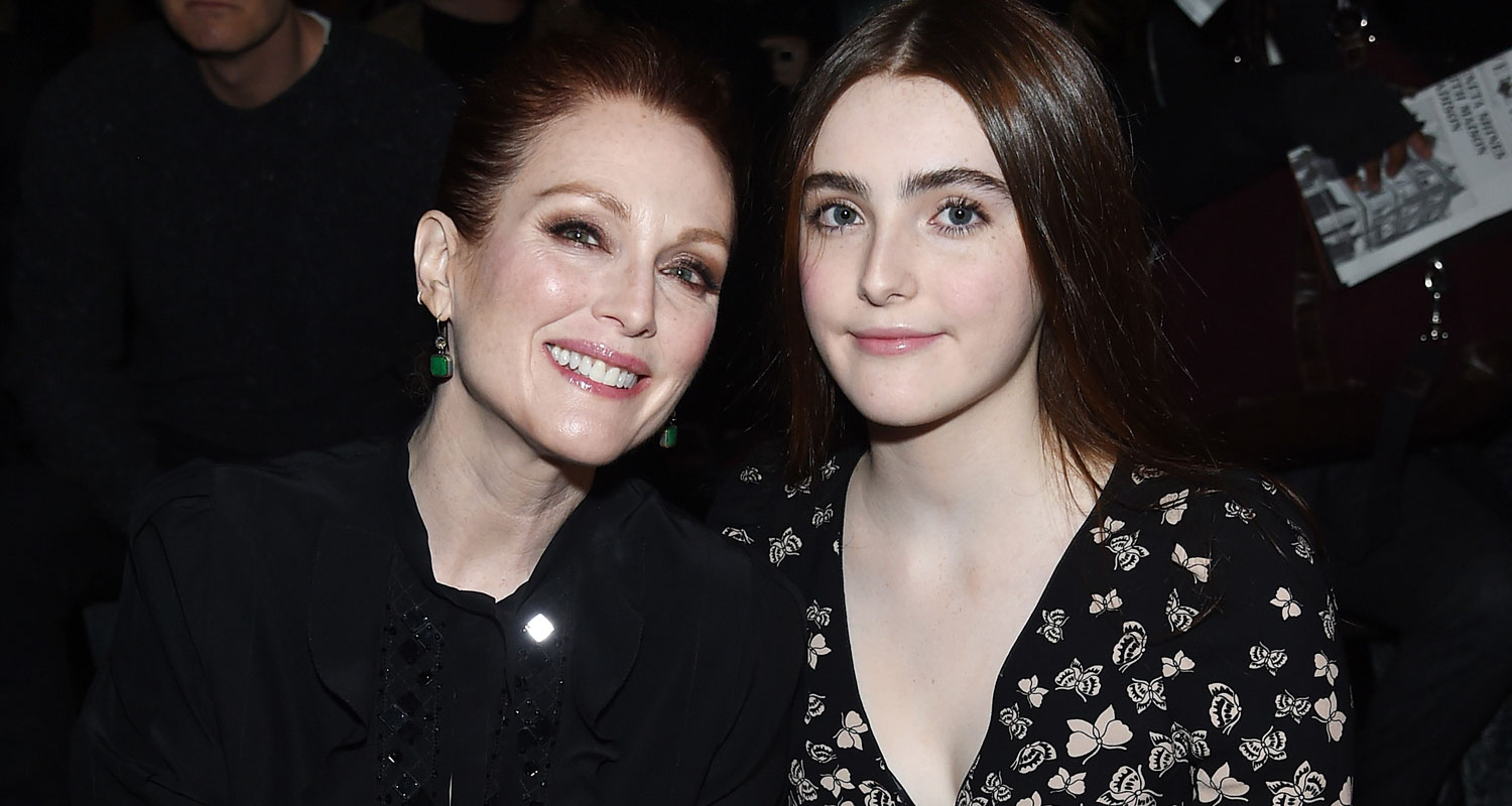 Julianne Moore Brings Daughter Liv to ‘Bottega NYFW Show(01)