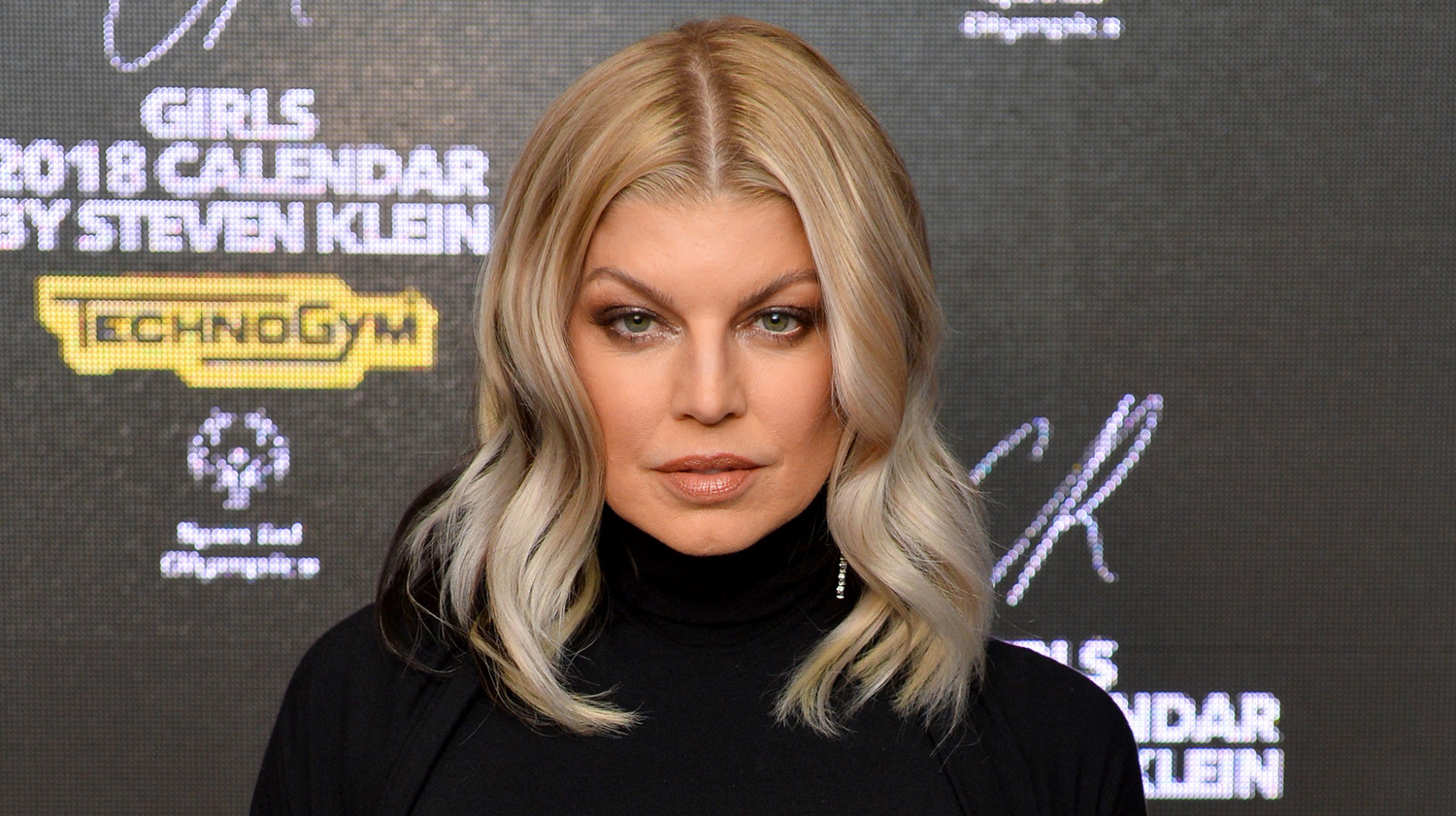 Fergie Gets ‘Magical’ Birthday Surprise from Son Axl Dressed as Harry(02)