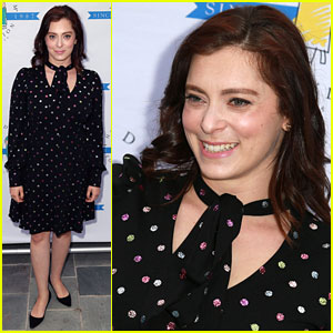 Rachel Bloom Is a Dreamer at I Have a Dream Foundation Dinner