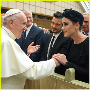 Katy Perry & Orlando Bloom Meet the Pope in Vatican City!