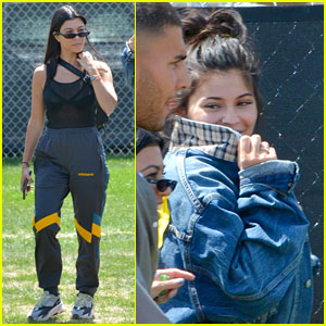 Kylie Jenner & Kourtney Kardashian Arrive at Coachella With Their Boyfriends