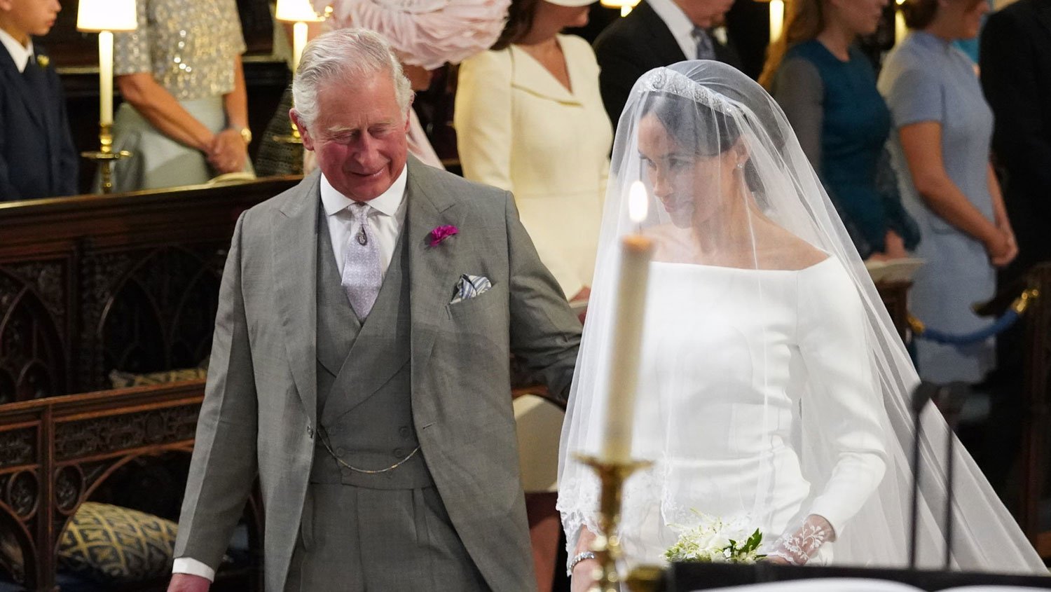 Prince Charles Walks Meghan Markle Down Aisle at Royal Wedding (Photos(02)