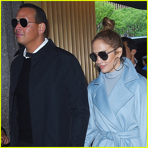 Jennifer Lopez & Alex Rodriguez Head to Yankees Game in NYC!
