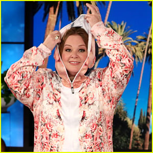 Melissa McCarthy Apologizes to Jennifer Lopez for her 'Aggressive' Dancing - Watch!