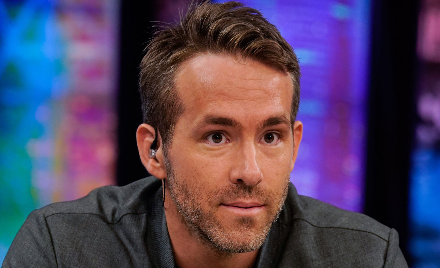 Ryan Reynolds Beats Jessica Chastain’s Staring Contest Record