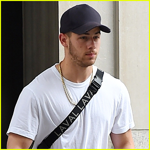 Nick Jonas Heads Out After Dinner Date With Priyanka Chopra in NYC!