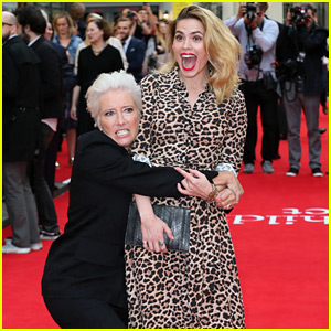 Emma Thompson Attempts to Lift a Shocked Hayley Atwell on the Red Carpet!