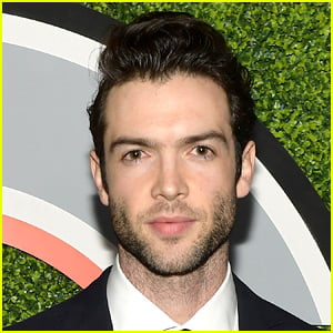 Ethan Peck Lands Role of Spock for 'Star Trek: Discovery'
