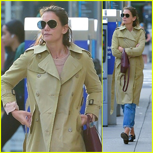 Katie Holmes Heads Out on a Cold Fall Day in NYC!