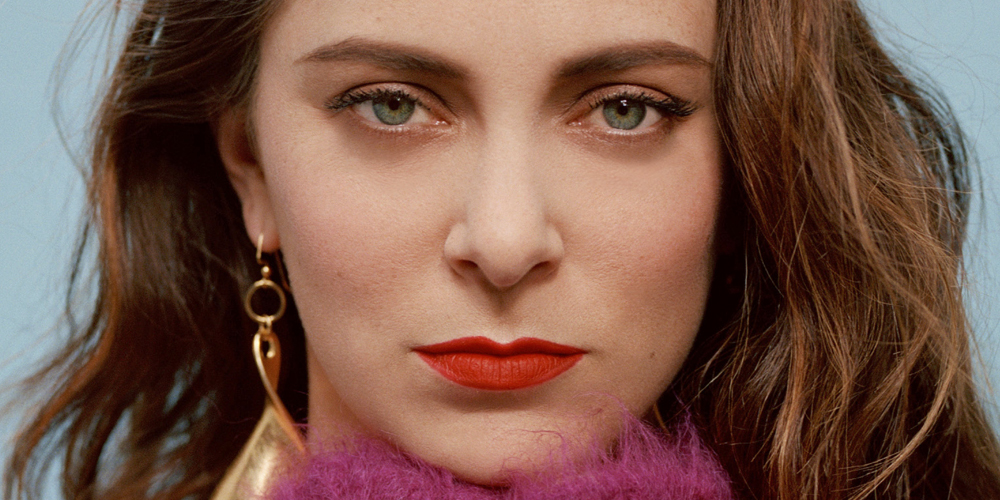 Rachel Bloom Wrote a Song About Female Pleasure & Unattainable Beauty