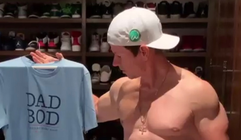 Mark Wahlberg Has a Dad Bod Shirt, But Certainly No Dad Bod! | Mark