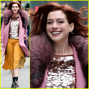 Anne Hathaway Debuts New Red Hair on 'Modern Love' Set