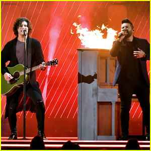 Dan + Shay Perform 'Tequila' at CMA Awards 2018 - Watch Now!