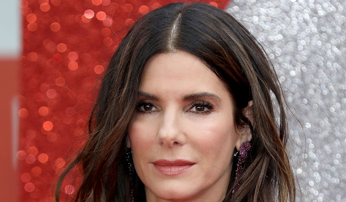 Sandra Bullock Donates 100,000 to Humane Society Amid California