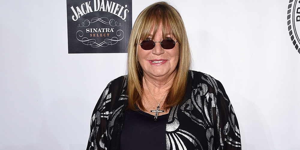 Celebrities React to the Death of Penny Marshall penny marshall, RIP