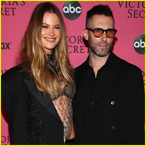 Behati Prinsloo Shares Sweet Photo of Daughters Dusty & Gio Watching Adam Levine in Super Bowl Halftime Show!