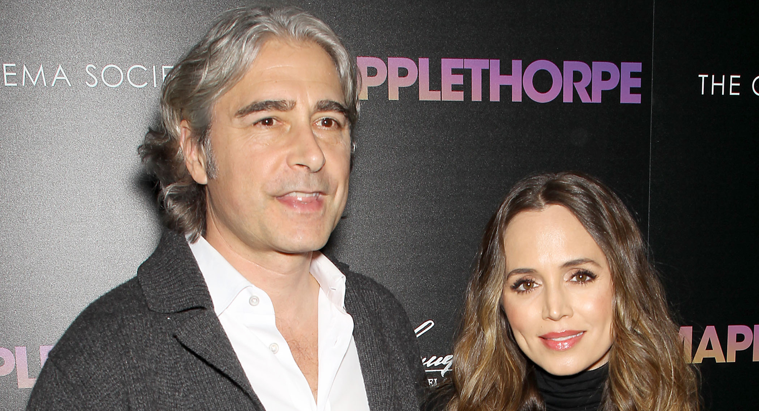 Eliza Dushku is Pregnant, Expecting First Child with Husband Peter