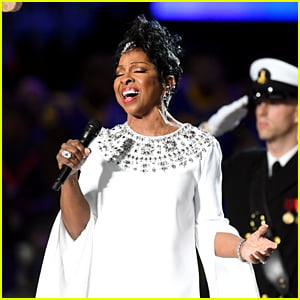 Gladys Knight's National Anthem at Super Bowl 2019 - WATCH NOW!