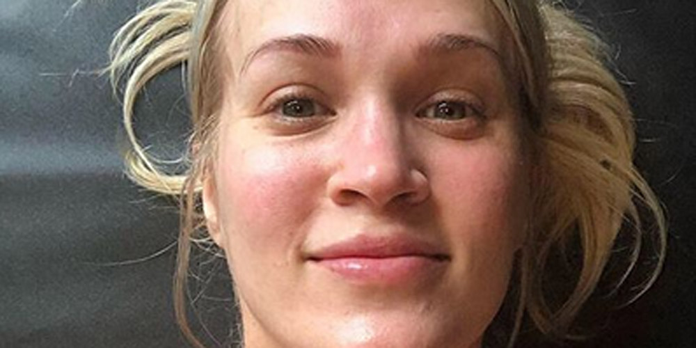 Carrie Underwood Shares a MakeupFree Workout Selfie After Giving Birth