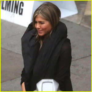 Jennifer Aniston & Adam Sandler Film 'Murder Mystery' Reshoots