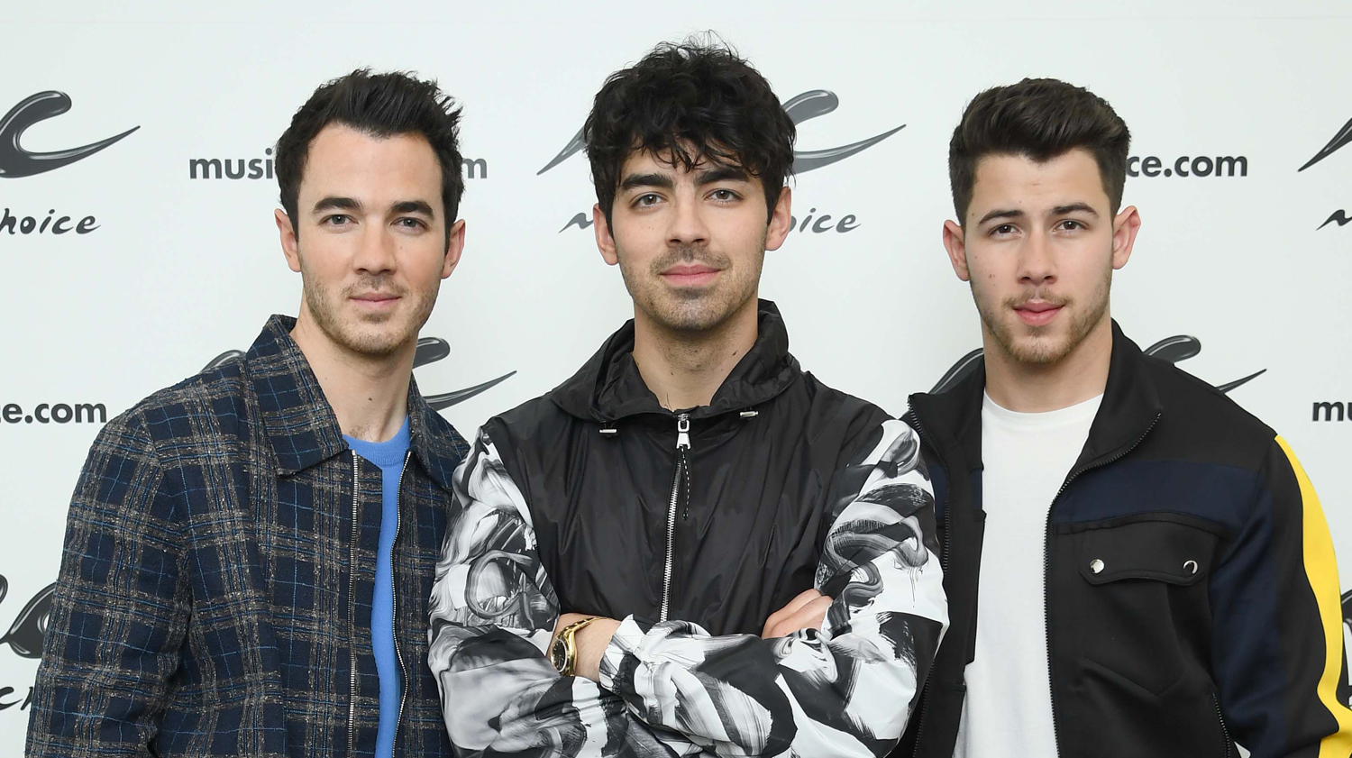 Jonas Brothers Share Their Purity Ring Regrets And Laughs - wn6qj4u
