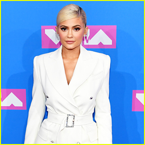 Kylie Jenner Is Officially the World’s Youngest Billionaire! | Kylie