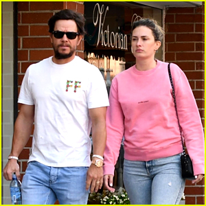 Mark Wahlberg & Wife Rhea Step Out in Beverly Hills Together