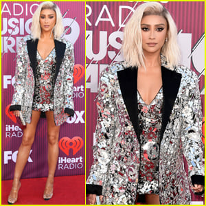Shay Mitchell Shows Off Blonde Locks at iHeartRadio Music Awards 2019!