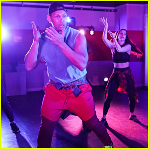 Alex Rodriguez & Jimmy Fallon Crash A Hip-Hop Dance Class In New York - Watch Here!