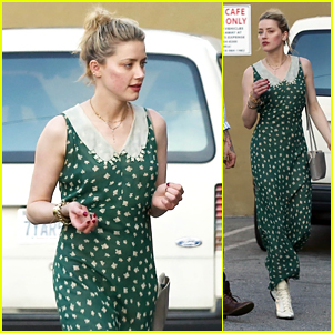 Amber Heard Visits a Cafe With a Friend in Studio City