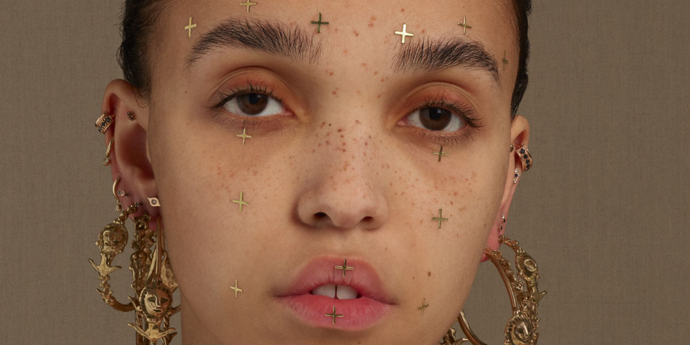 FKA twigs ‘Cellophane’ Stream, Lyrics & Download Listen & Watch the