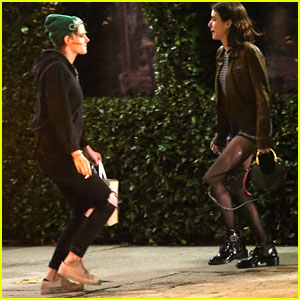 Kristen Stewart & Emma Roberts Do a Little Dance on the Street After Dinner!
