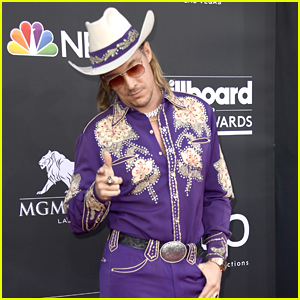 Diplo Is a Hot Purple Cowboy at the Billboard Music Awards 2019