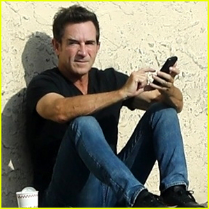 Survivor's Jeff Probst Spotted Looking Buff Outside a Car Wash