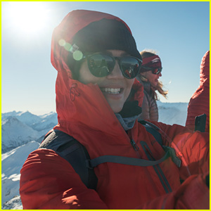 Mandy Moore Embarks on 4-Day Hiking Expedition in New Zealand!