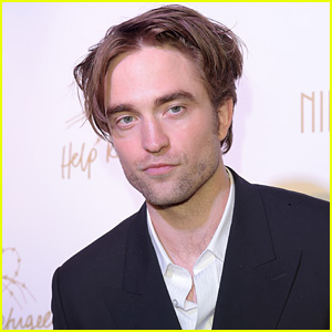 Robert Pattinson Picked to Play 'The Batman'! (Report)