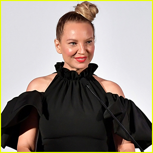 Sia Gives $100,000 to Her Favorite Contestant on 'Survivor' 2019 Finale!