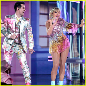 Taylor Swift & Brendon Urie Perform 'Me!' at Billboard Music Awards 2019 - Watch the Video!