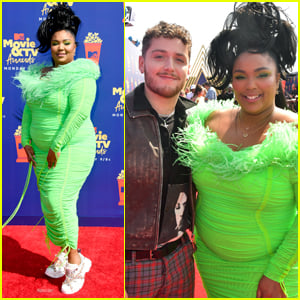 Lizzo Rocks Neon Green Outfit for MTV Movie & TV Awards 2019!