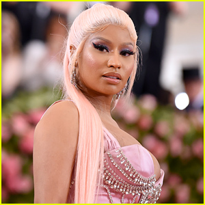 Nicki Minaj Sparks Pregnancy Rumors With a Comment About Her Red Lobster Date With Jimmy Fallon