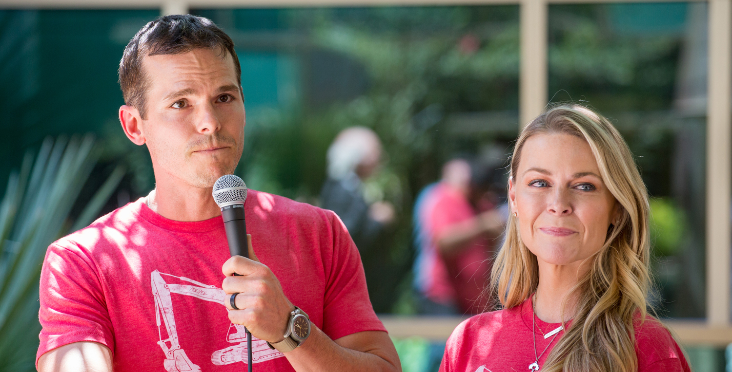 Granger Smith & Wife Amber Donate to Dell Children’s Medical Center in Honor of Late Son River