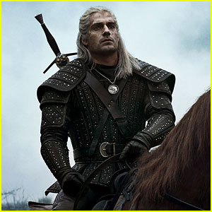 Henry Cavill Reveals Netflix's 'The Witcher' Trailer at Comic-Con - Watch Now!