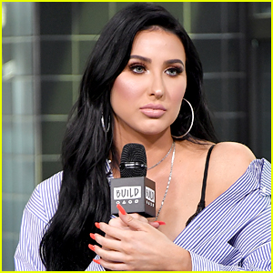 Jaclyn Hill Breaks Silence on Lipstick Controversy, Says They're Not Moldy  or Contaminated