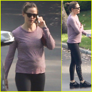 Jennifer Garner Takes a Stroll With a Friend in Brentwood