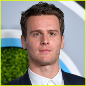 Jonathan Groff to Star in Off-Broadway Revival of 'Little Shop of Horrors'