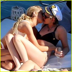 Kristen Stewart Makes Out With Girlfriend Stella Maxwell On a Yacht