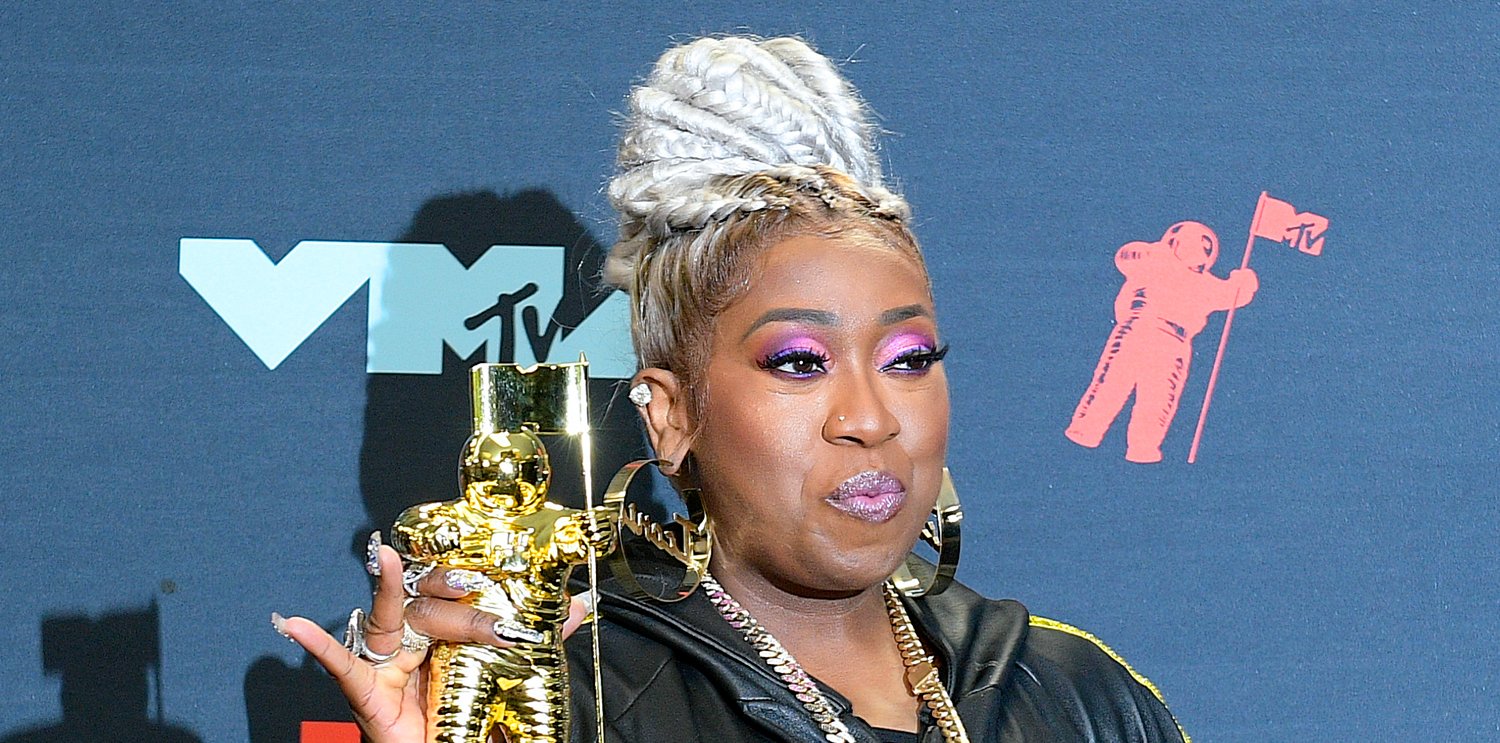 Missy Elliott Reveals Diamond Necklace She Wore to MTV VMAs 2019 is(02)