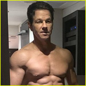 Mark Wahlberg Shows Off His Buff Body in Shirtless Snap!